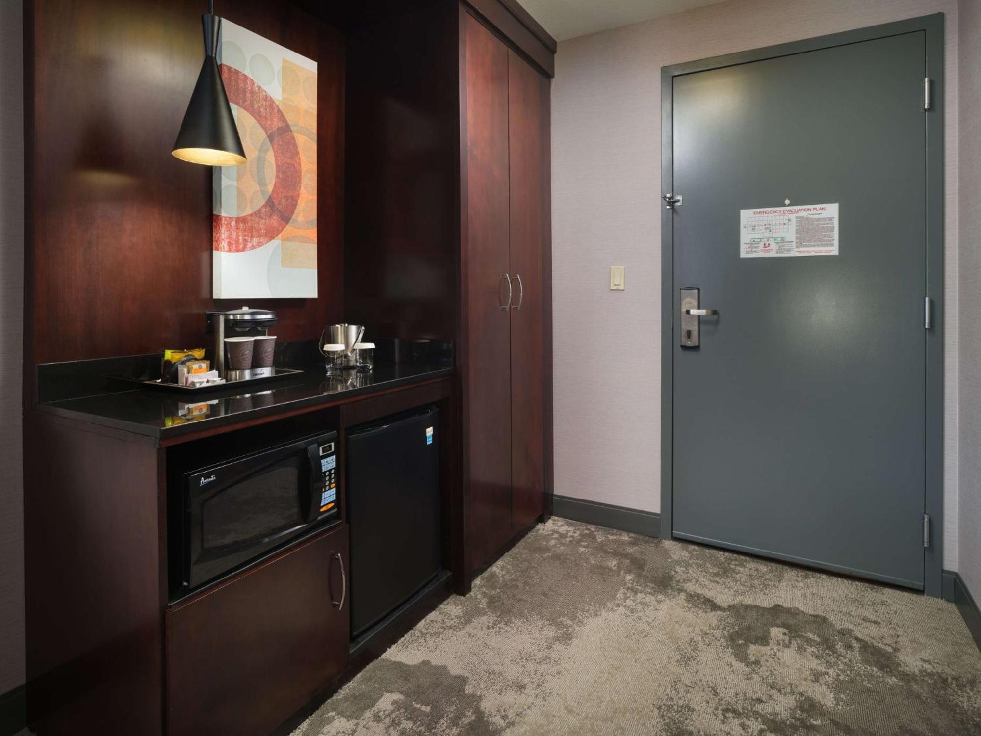 Doubletree By Hilton Hotel Chattanooga Downtown Exterior foto