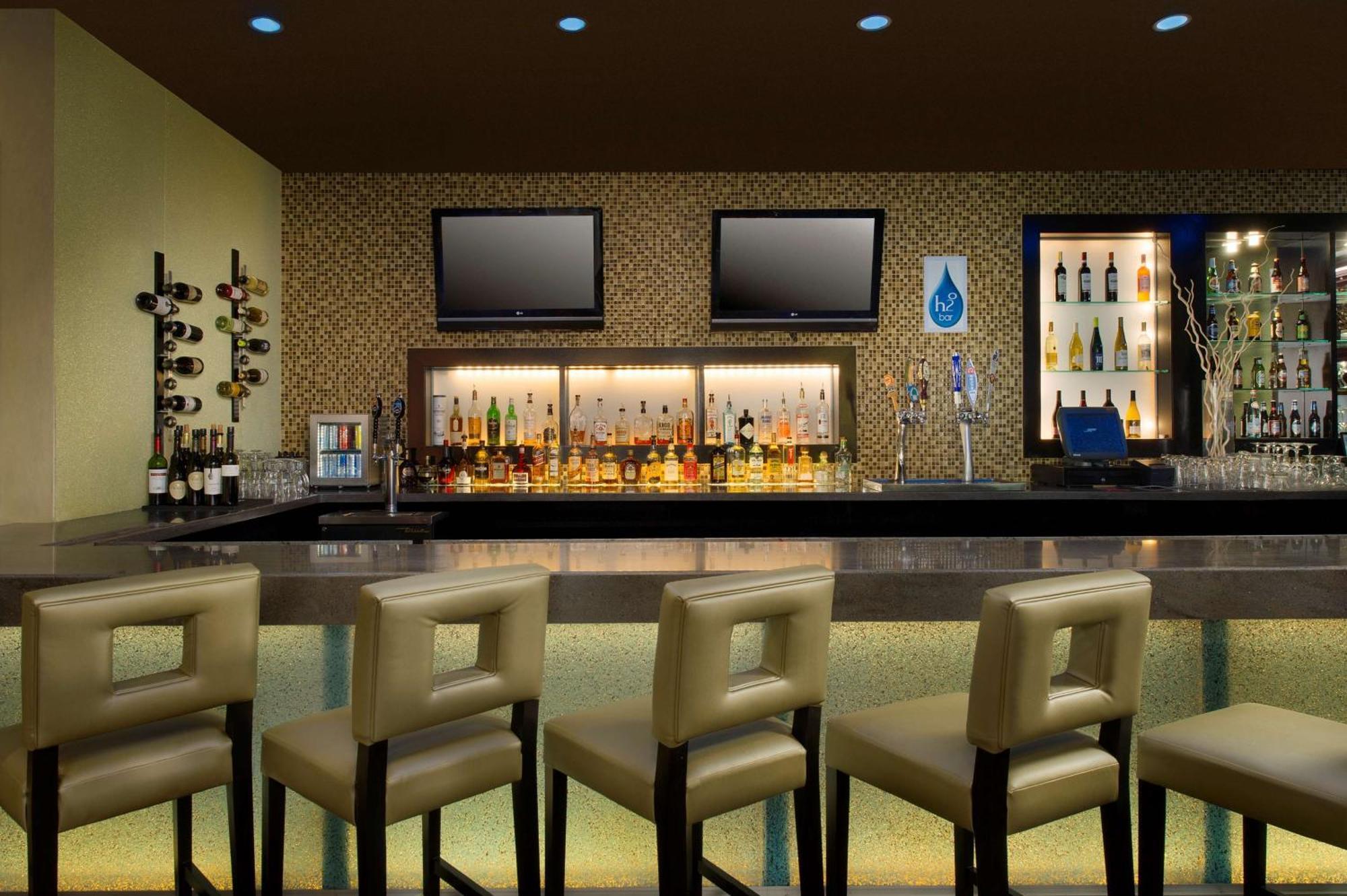 Doubletree By Hilton Hotel Chattanooga Downtown Exterior foto