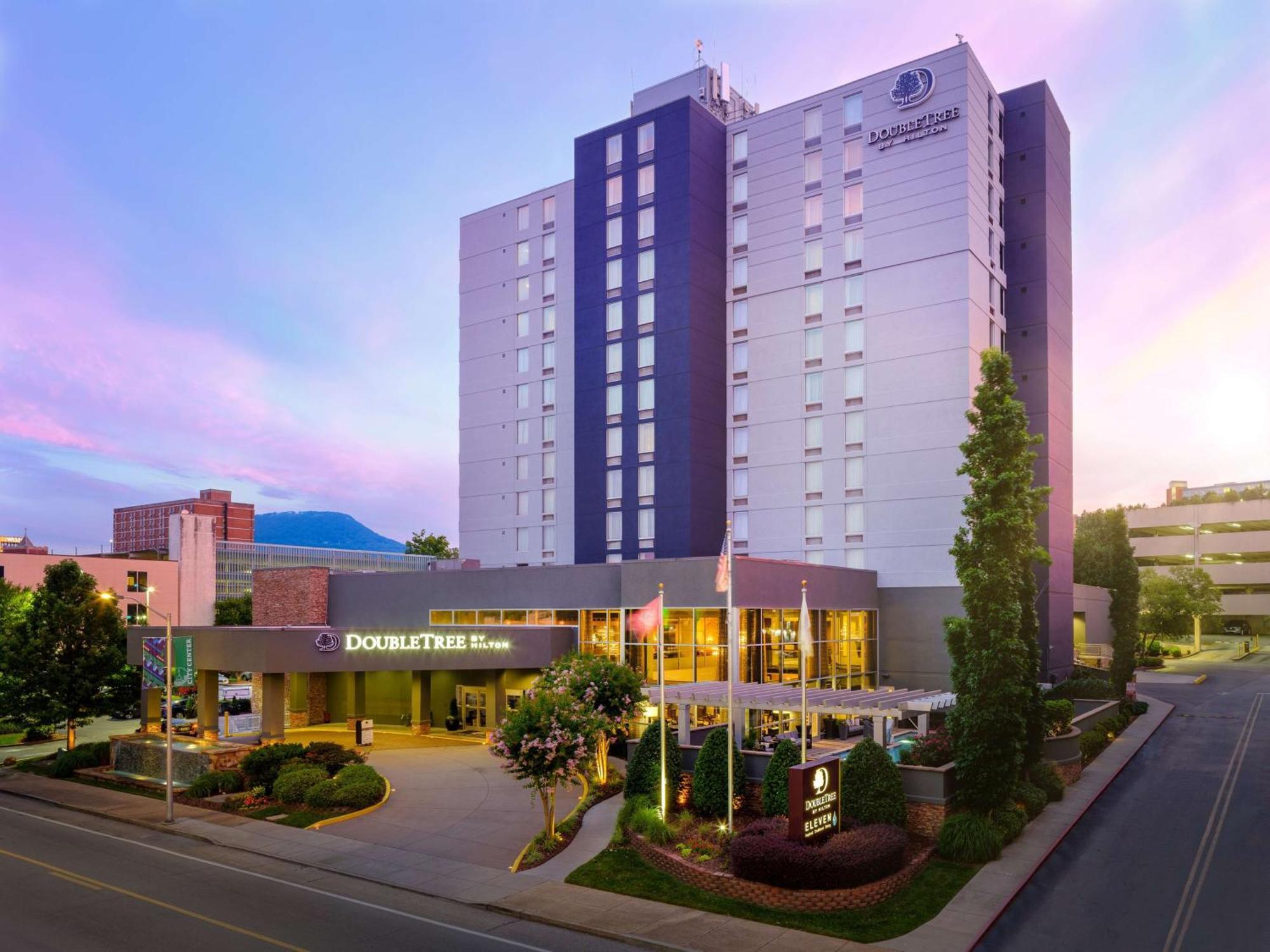 Doubletree By Hilton Hotel Chattanooga Downtown Exterior foto