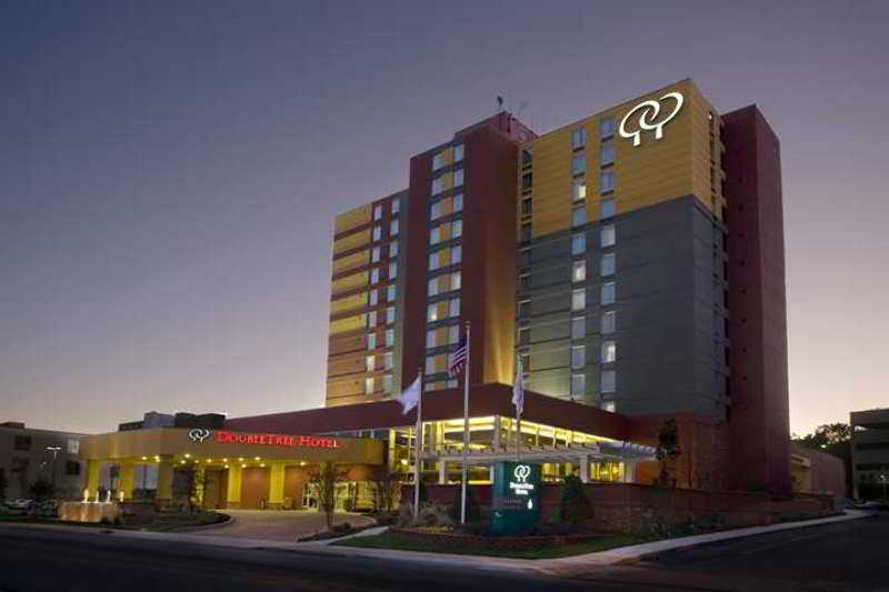 Doubletree By Hilton Hotel Chattanooga Downtown Exterior foto